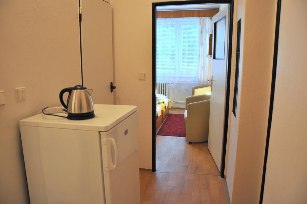 Hotel Komarov Brno Buitenkant foto