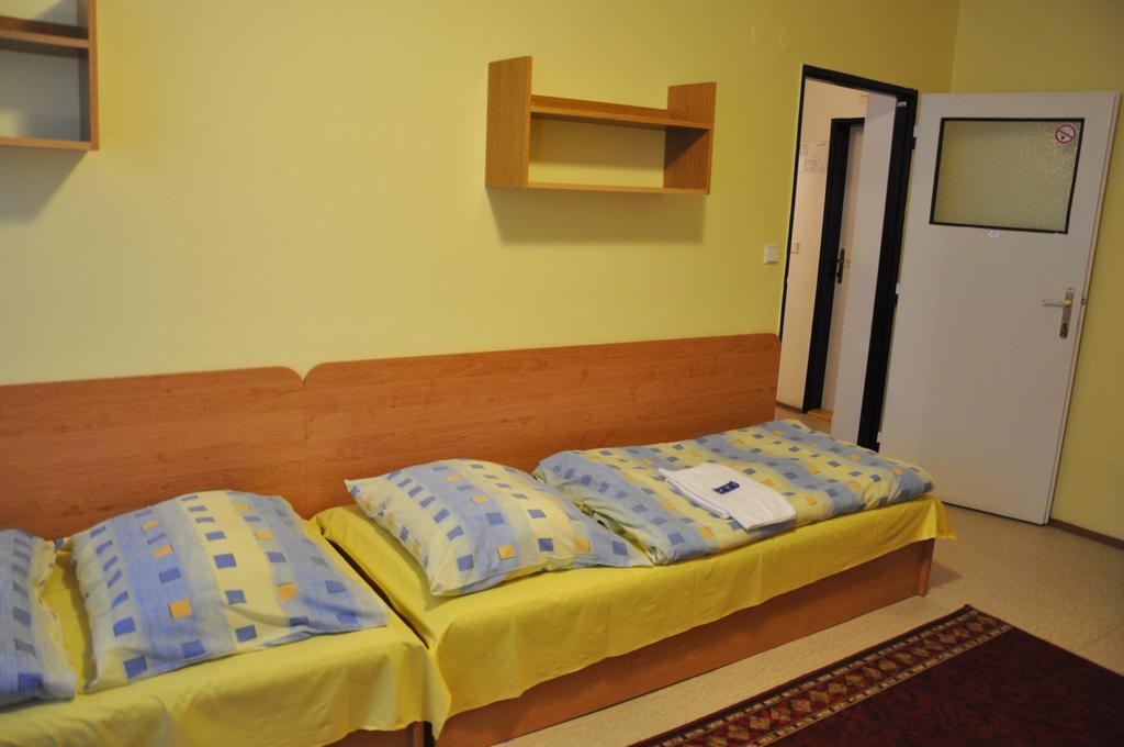 Hotel Komarov Brno Buitenkant foto