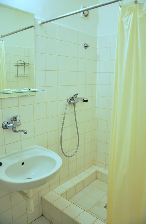 Hotel Komarov Brno Buitenkant foto